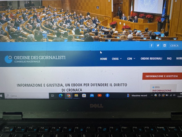 Informazione e giustizia, un ebook per difendere il diritto di cronaca