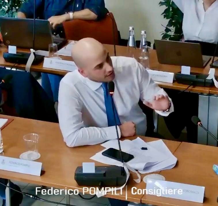 GROTTAFERRATA. LA PROTESTA DI FEDERICO POMPILI